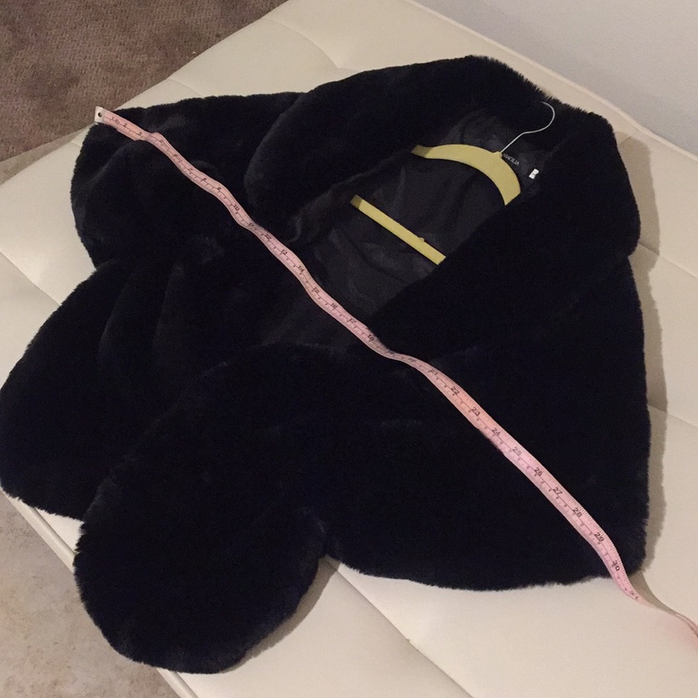 Black faux fur stole - cape